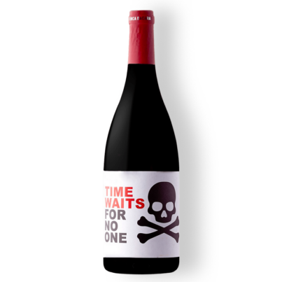 Bouteille de Finca Red Skull 2019, un vin rouge de la région de Jumilla, Espagne.